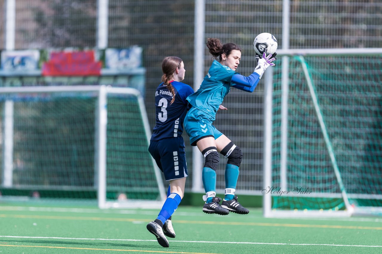 Bild 307 - F VfL Pinneberg - Germania Schnelsen : Ergebnis: 2:4